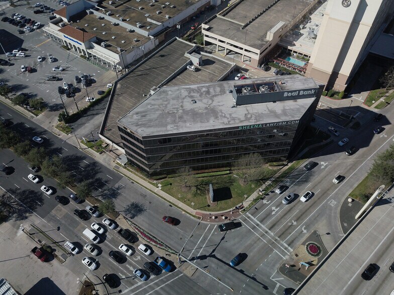 More Photos Of 2500 West Loop South, Houston Medical For Lease