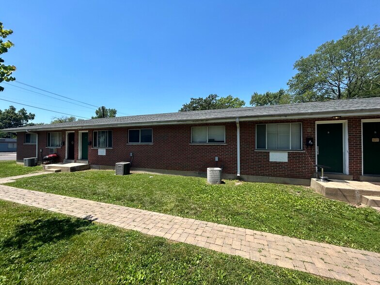 More Photos Of 1209 Chambers Rd, Ferguson Apartments For Sale