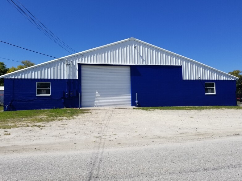 More Photos Of 1620 Newport Ave, Deland Warehouse For Lease