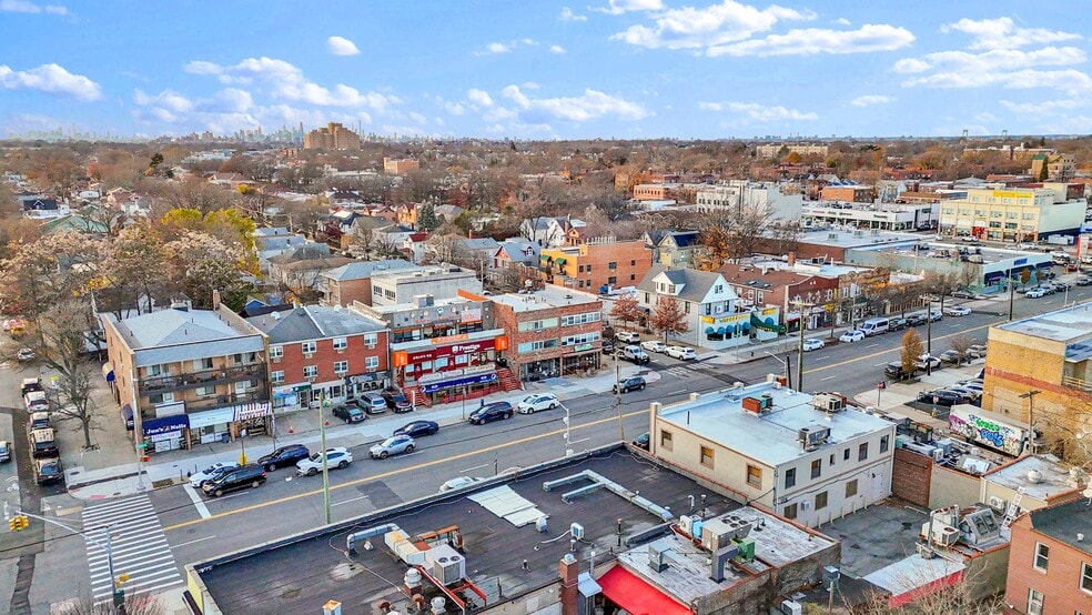 More Photos Of 4557 Bell Blvd, Bayside Medical For Lease