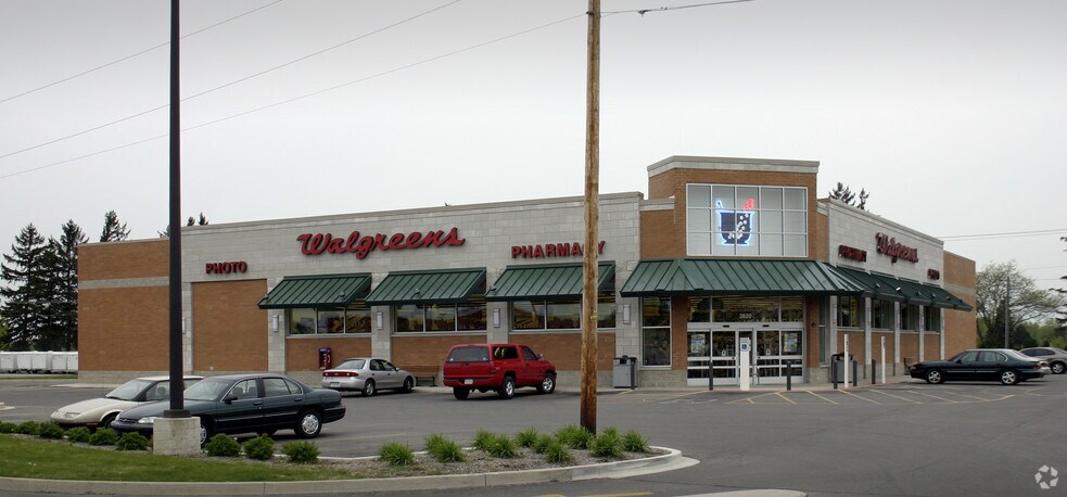 More Photos Of 2620 S Western Ave, Marion Drugstore For Lease