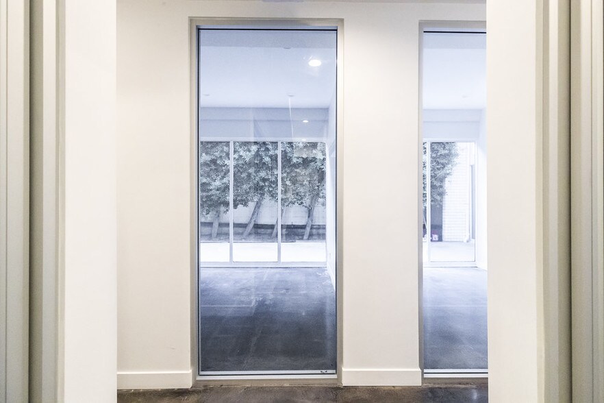 More Photos Of 6829 Lankershim Blvd, North Hollywood Medical For Lease