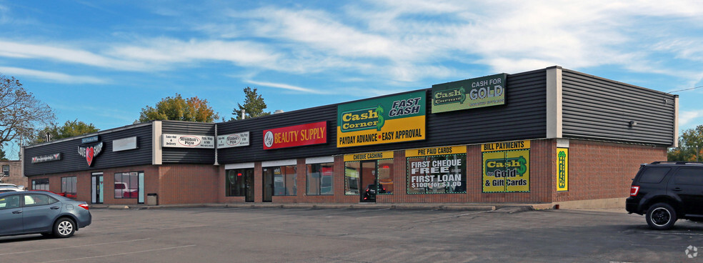 Primary Photo Of 86 Niagara St, St Catharines General Retail For Lease