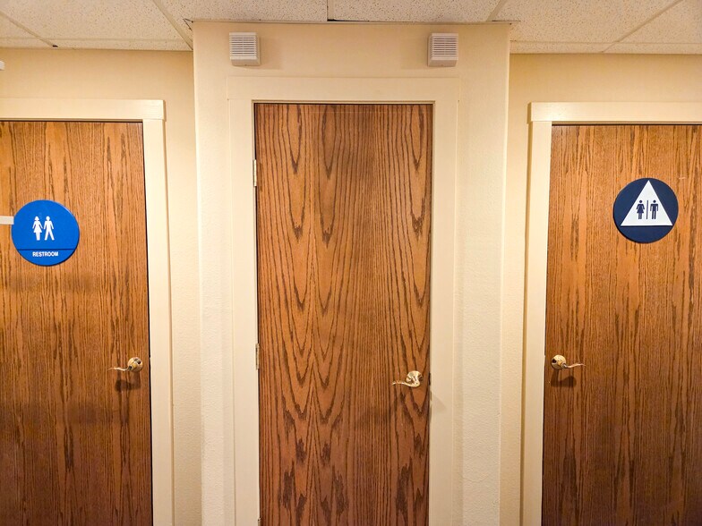 More Photos Of 448 Sebastopol Ave, Santa Rosa Office Residential For Sale