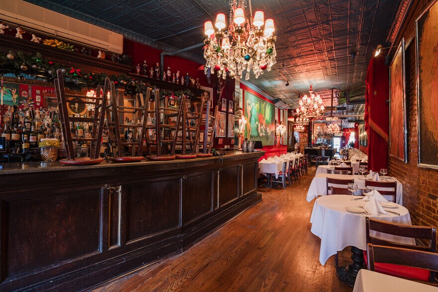 More Photos Of 414 W 42nd St, New York Apartments For Sale