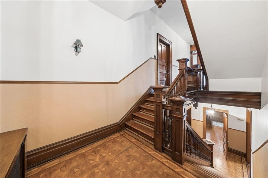 More Photos Of 112 Alexander Ave, Greensburg Office Residential For Sale