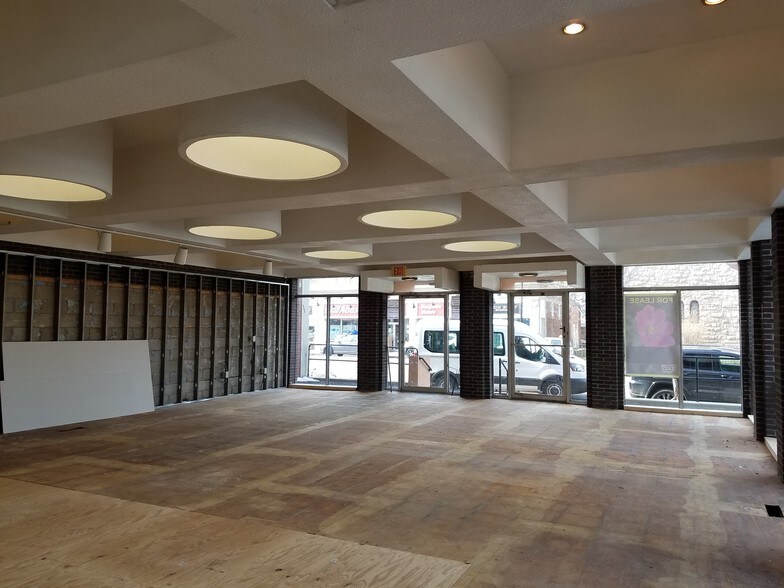 More Photos Of 1860-1868 Centre St, West Roxbury General Retail For Sale