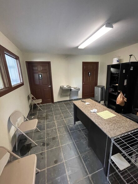 More Photos Of 8801 W Beaver St, Jacksonville Land For Lease