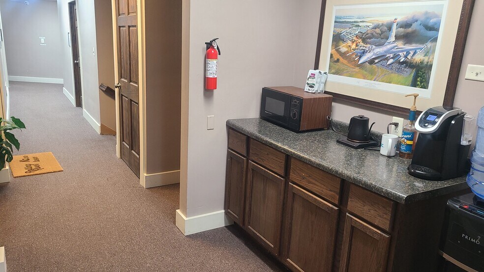 More Photos Of 417 Forest St, Kalamazoo Office Residential For Sale