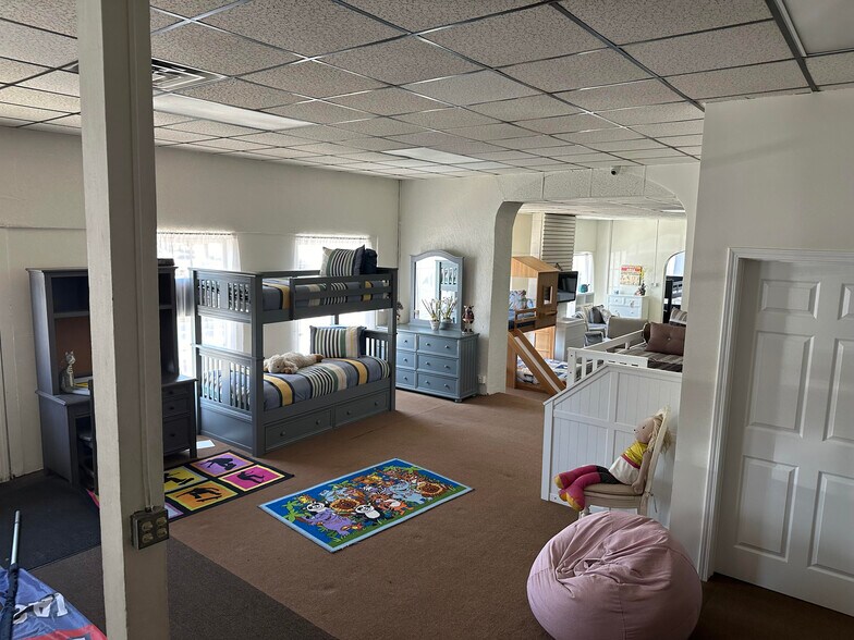 More Photos Of 2751 Colorado Blvd, Los Angeles Restaurant For Lease