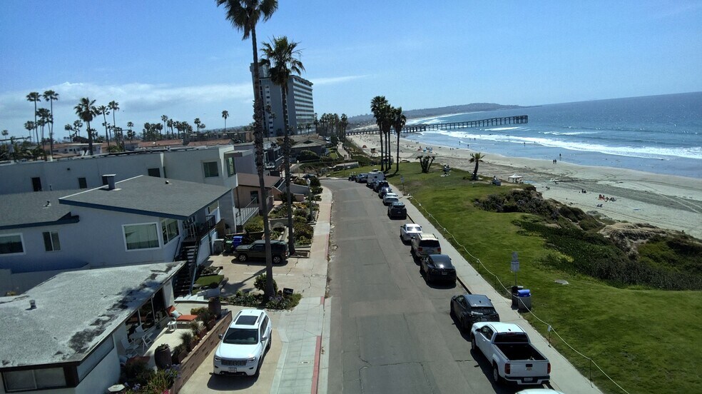 More Photos Of 4933 Ocean Blvd, San Diego Multifamily For Sale