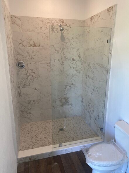 More Photos Of 153 S US Highway 1, Oak Hill Auto Repair For Sale