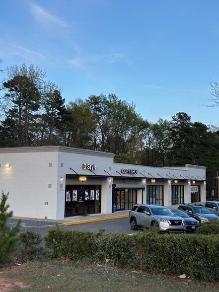 More Photos Of 1237 Tyvola Rd, Charlotte Storefront For Lease