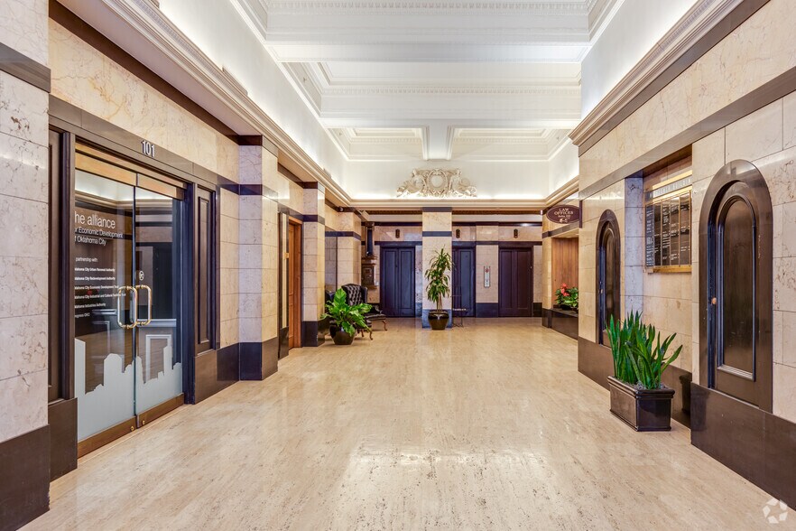 More Photos Of 105 N Hudson Ave, Oklahoma City Office For Lease