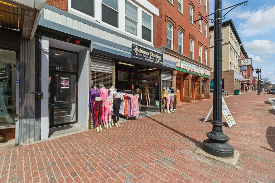 More Photos Of 265-267 Essex St st, Lawrence Apartments For Sale