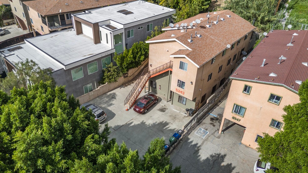 More Photos Of 5243 Huntington Dr N, Los Angeles Apartments For Sale