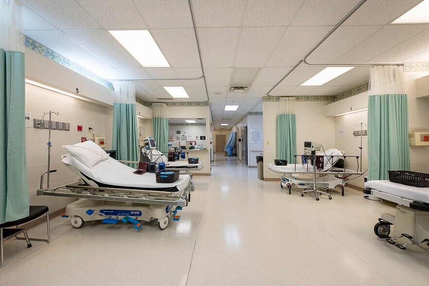 More Photos Of 4804 Leavitt Rd, Lorain Medical For Sale