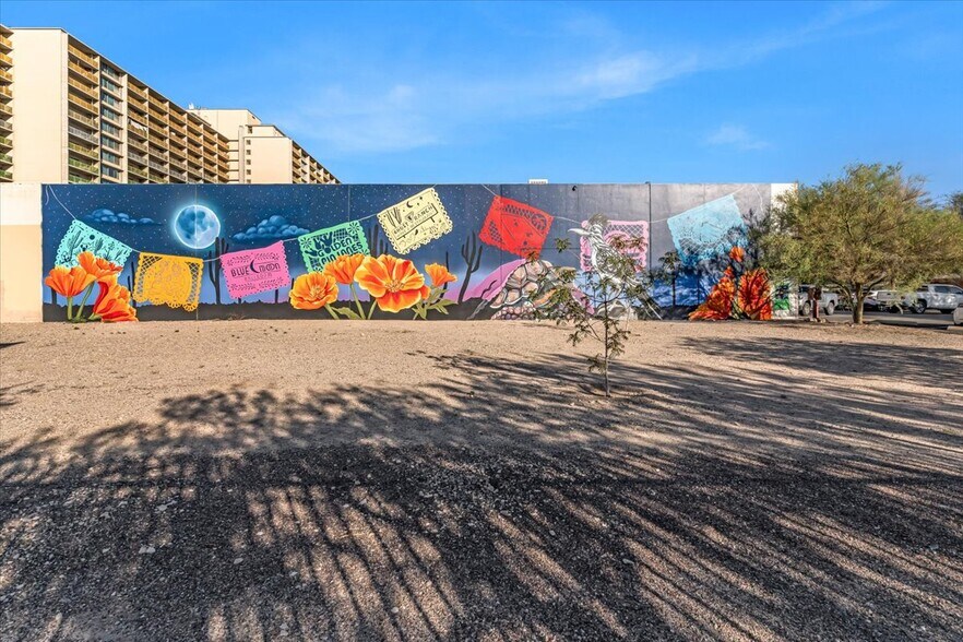 More Photos Of 1401 N Bailey Ln, Tucson Showroom For Sale