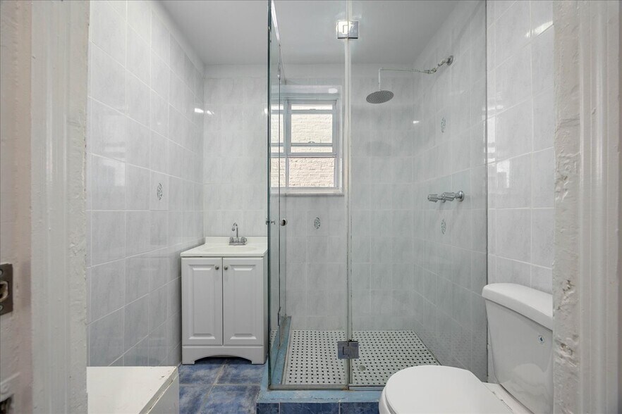 More Photos Of 95 Buena Vista Ave, Yonkers Apartments For Sale