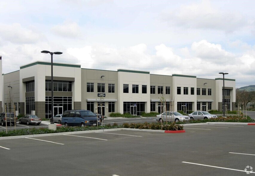 More Photos Of 2771-2787 Napa Valley Corporate Dr, Napa Light Manufacturing For Lease