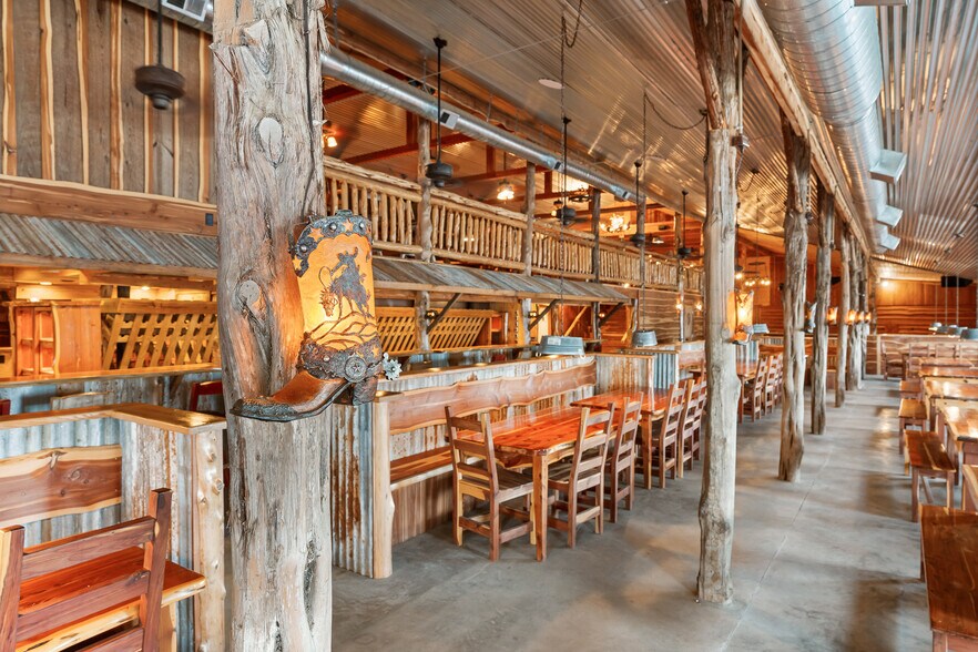 More Photos Of 2692 Highway 105 W, Navasota Specialty For Sale