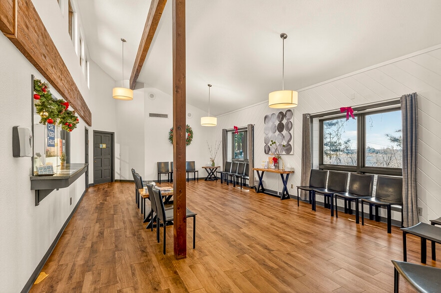 More Photos Of 1300 N Rim Dr, Flagstaff Medical For Sale