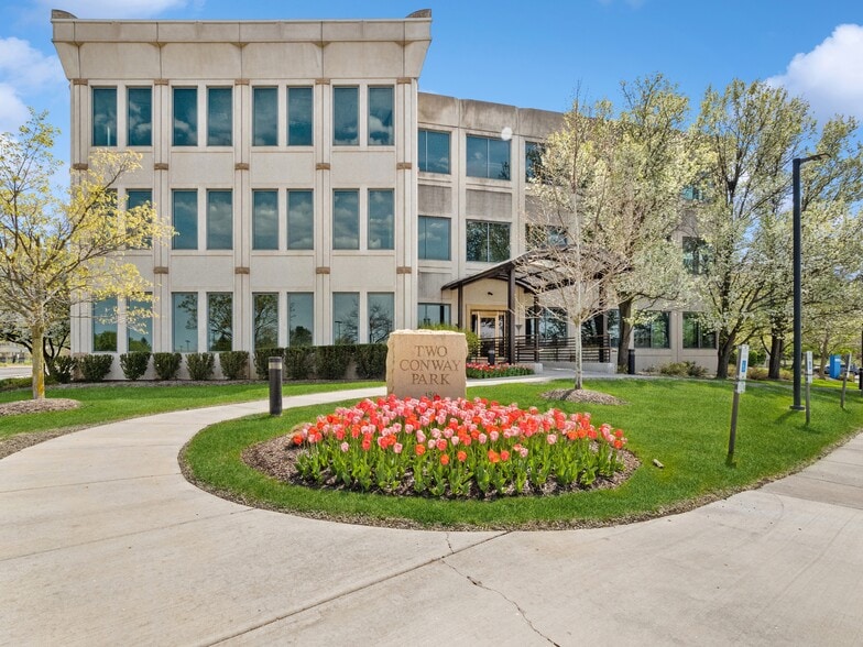 More Photos Of 100 N Field Dr, Lake Forest Unknown For Lease