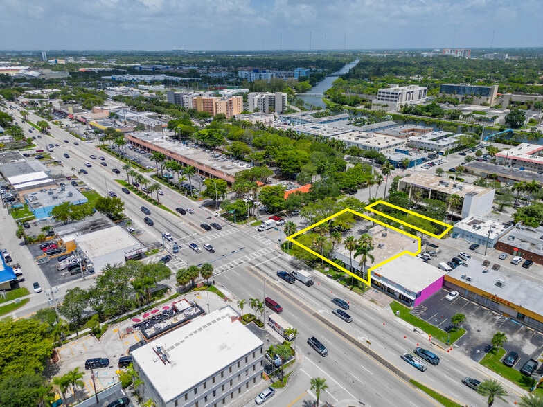 More Photos Of 1813 NE 163rd St, North Miami Beach Freestanding For Lease