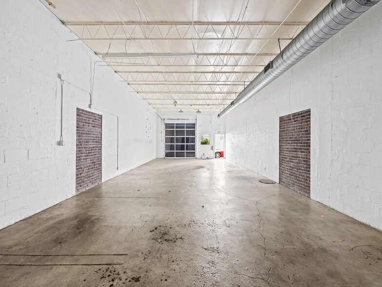 More Photos Of 201-207 SW 5th St, Fort Lauderdale Light Manufacturing For Lease