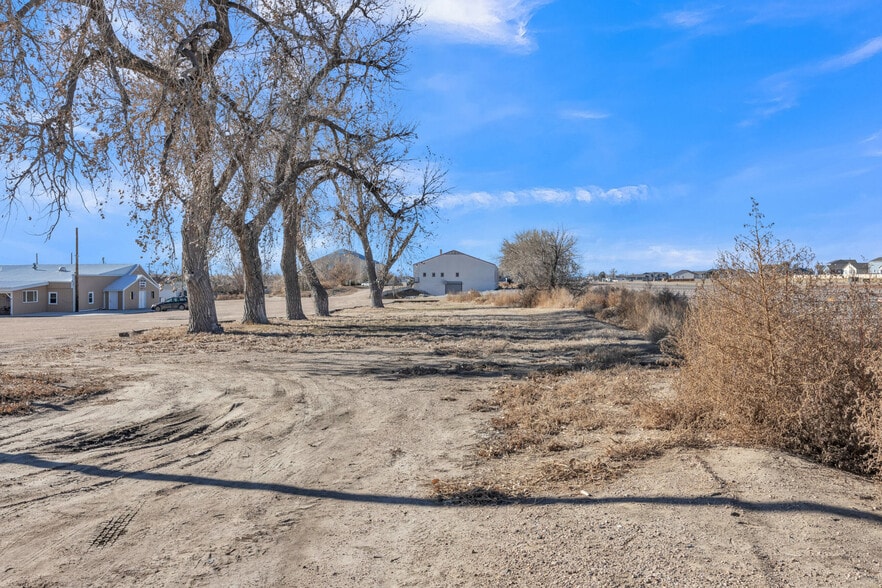 More Photos Of 525 E Railroad Ave, Keenesburg Warehouse For Lease