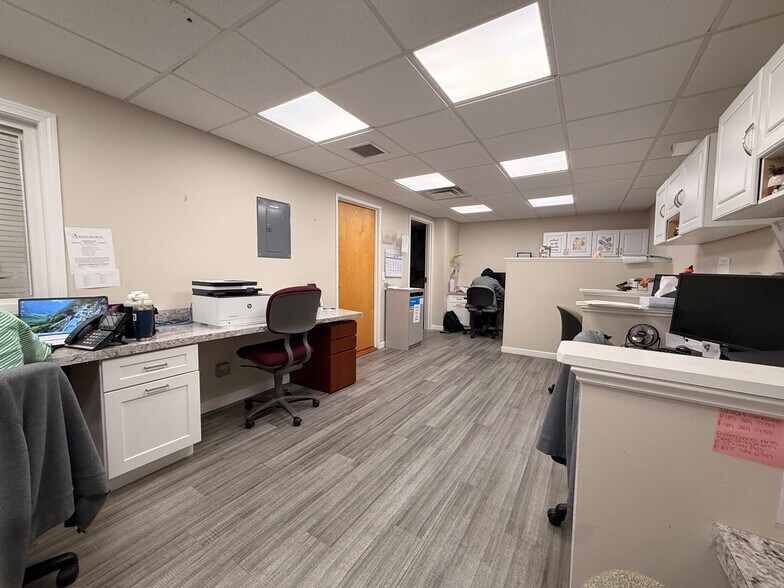More Photos Of 333 School St, Pawtucket Medical For Sale