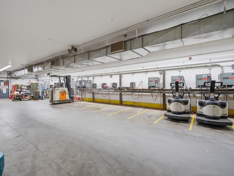 More Photos Of 563 Sandhill Ln, Grand Junction Refrigeration Cold Storage For Sale