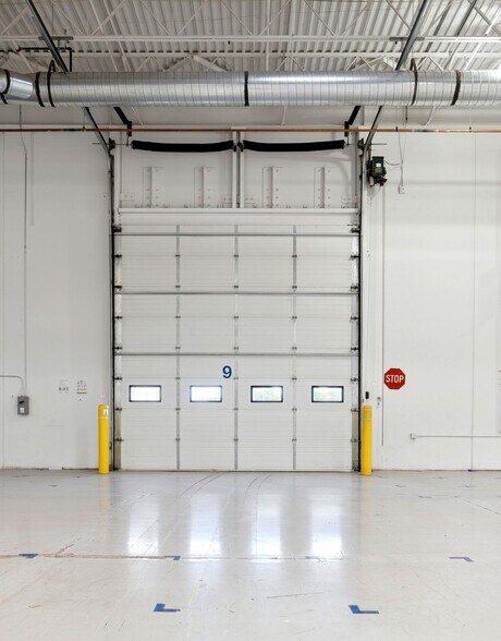 More Photos Of 191 Ashtonbee Rd, Toronto Warehouse For Lease