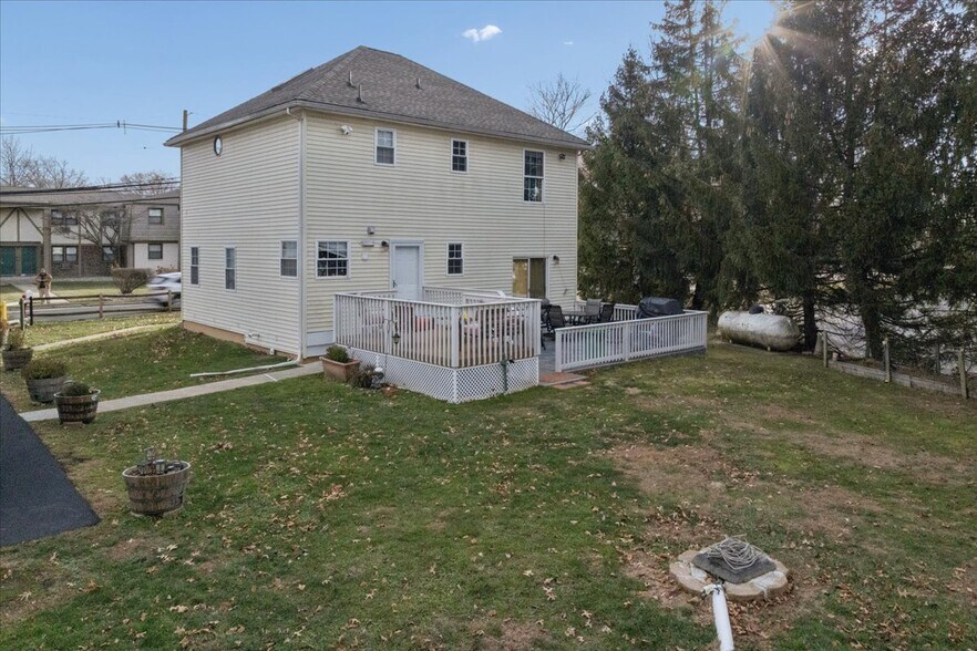 More Photos Of 2 Cliffwood Ave, Aberdeen Land For Sale