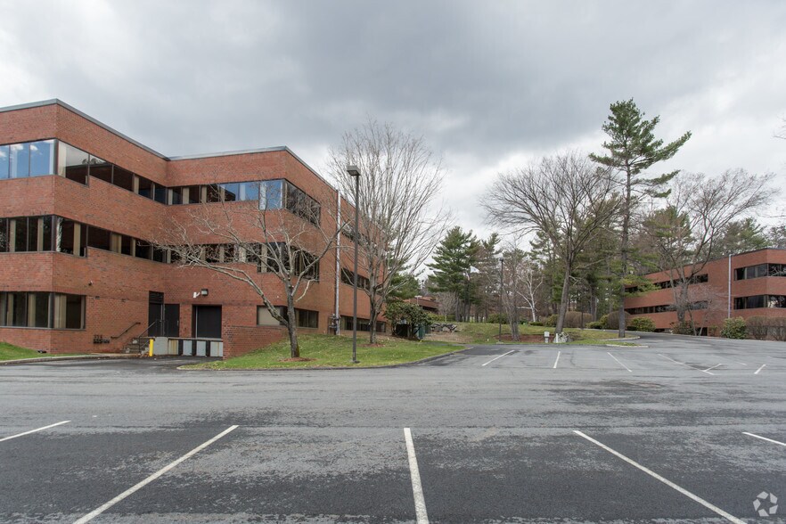 More Photos Of 521 Virginia Rdg, Concord Unknown For Lease