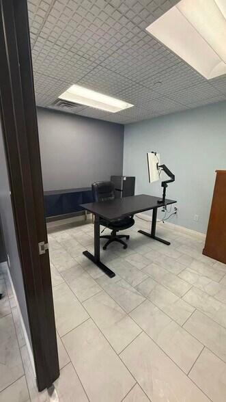 More Photos Of 11639 Goldring Rd, Arcadia Warehouse For Lease