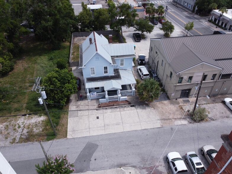 More Photos Of 1451 Home St, Jacksonville Office Residential For Lease