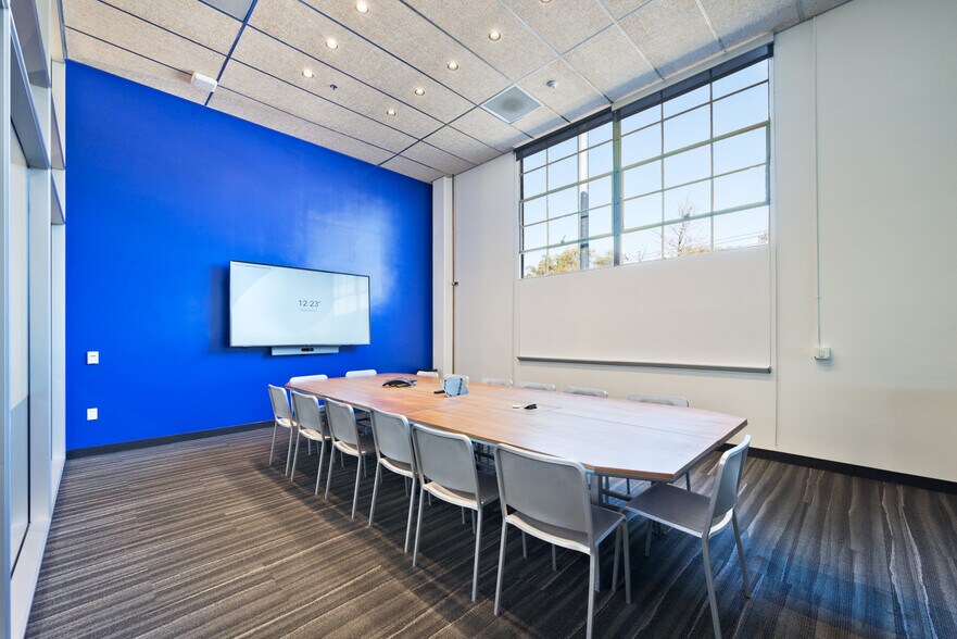 More Photos Of 3515 Eastham Dr, Culver City Loft Creative Space For Sale