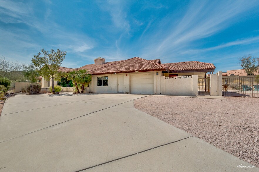 More Photos Of 14414 N 29th St, Phoenix Assisted Living For Lease