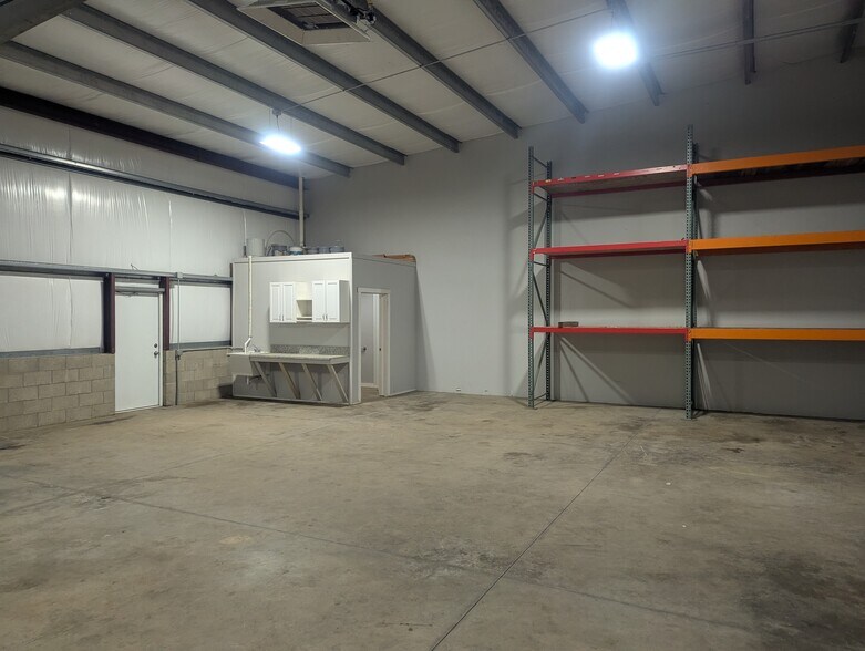 More Photos Of 1505 Green Siding Rd, Roseburg Warehouse For Lease