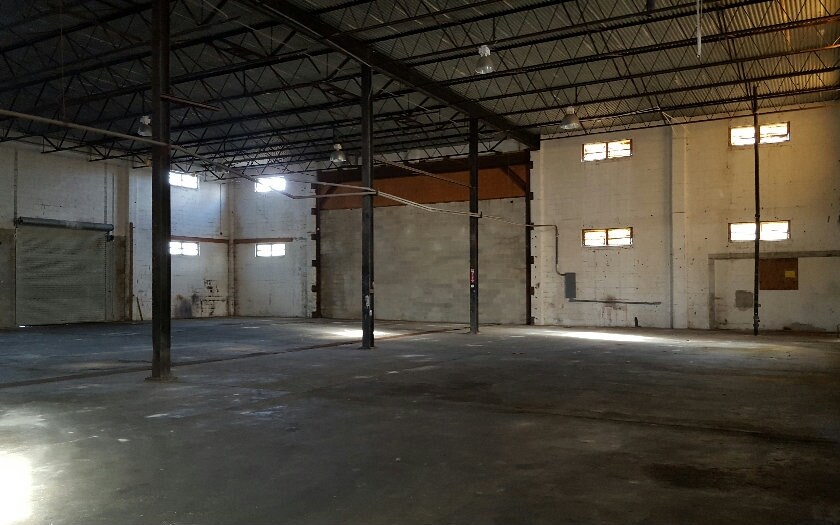 More Photos Of 110-112 W Interlake Blvd, Lake Placid Warehouse For Sale