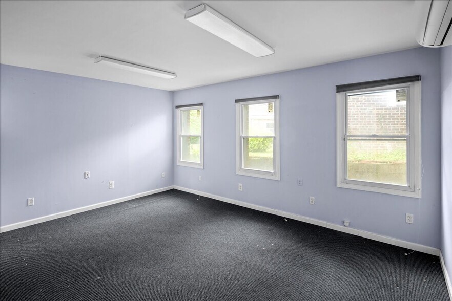 More Photos Of 25-31-25-33 Francis Lewis Blvd, Flushing Office Residential For Sale