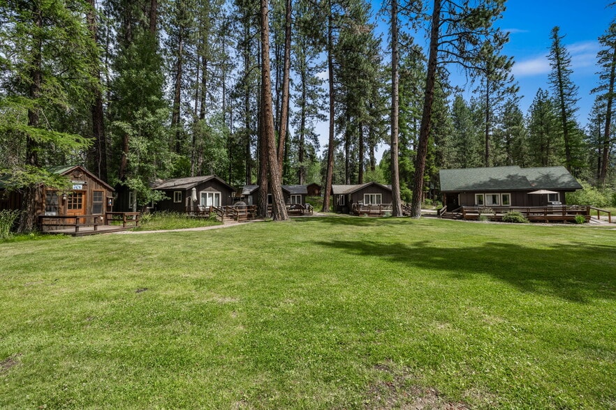 More Photos Of 13375 SW Forest Service Rd, Camp Sherman Hotel For Sale