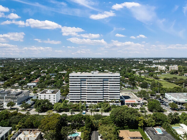 More Photos Of 4770 Biscayne Blvd, Miami Office For Lease