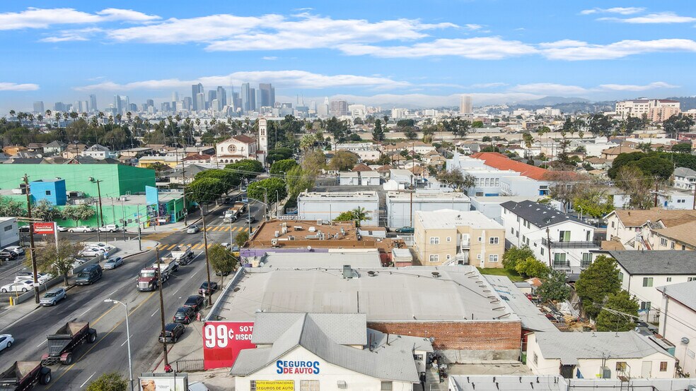 More Photos Of 2315 E 4th St, Los Angeles Freestanding For Sale