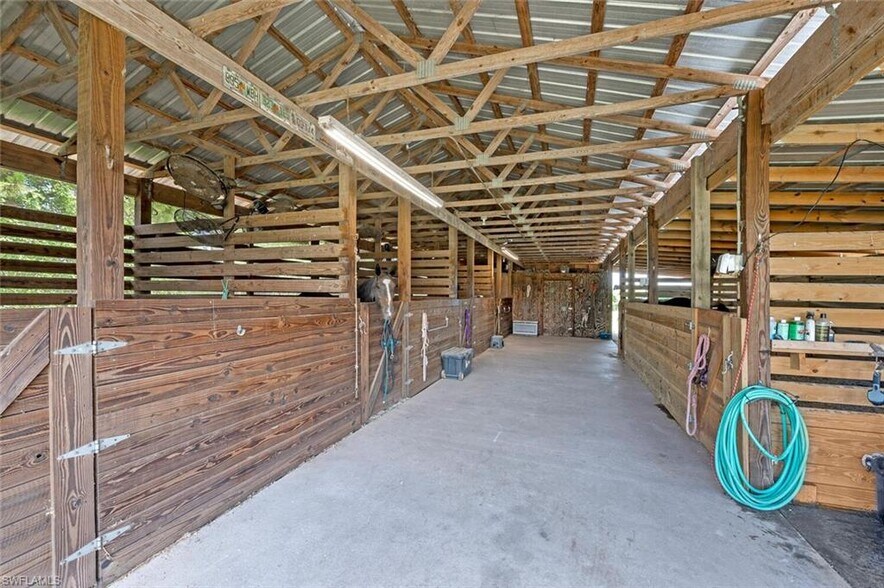 More Photos Of 2310 70th Ave NE, Naples Specialty For Sale