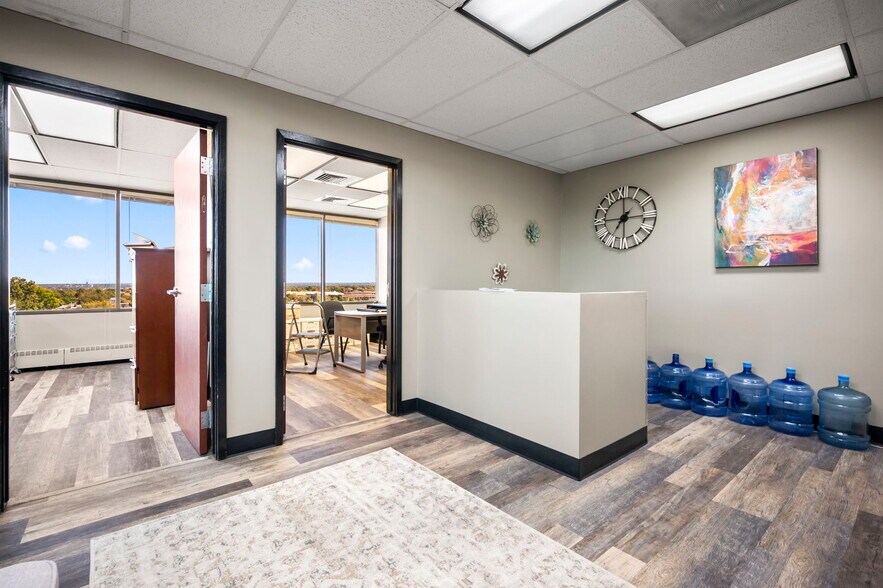 More Photos Of 215 S Wadsworth Blvd, Lakewood Medical For Lease