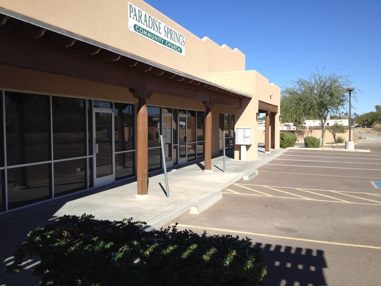 More Photos Of 2534 E Greenway Rd, Phoenix Freestanding For Lease