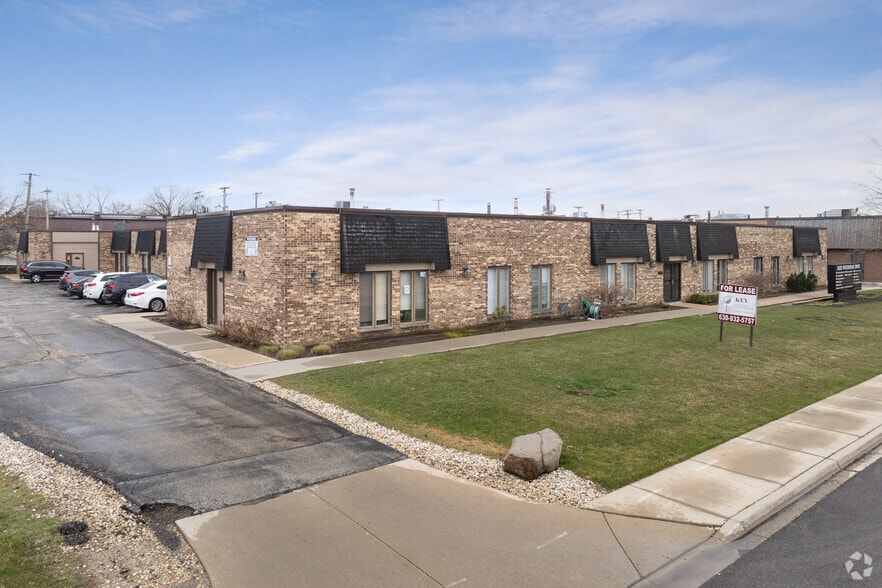 More Photos Of 3605 Woodhead Dr, Northbrook Office For Sale