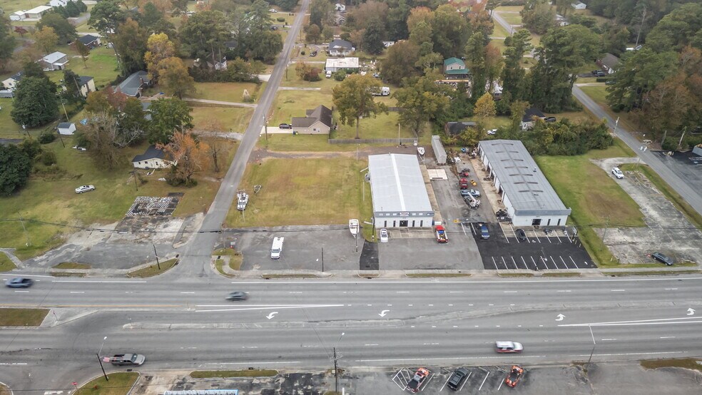 More Photos Of 806 E Main St, Havelock General Retail For Sale